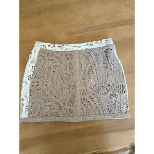 SK Skunk Brazil Designer Rafia Weave Mini Crocheted knit skirt 42 (8-10 US)